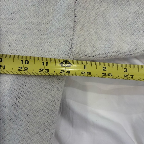 Cubic Cream Sweater with Black and Pink Graphic - Picture 6 of 7